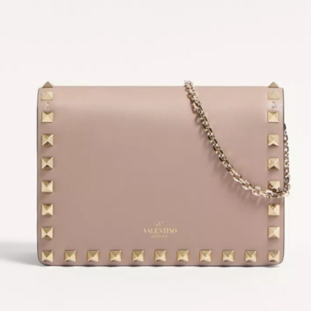 New- Valentino Garavani Rockstud Calfskin Chain Bag In Poudre - Picture 13 of 16